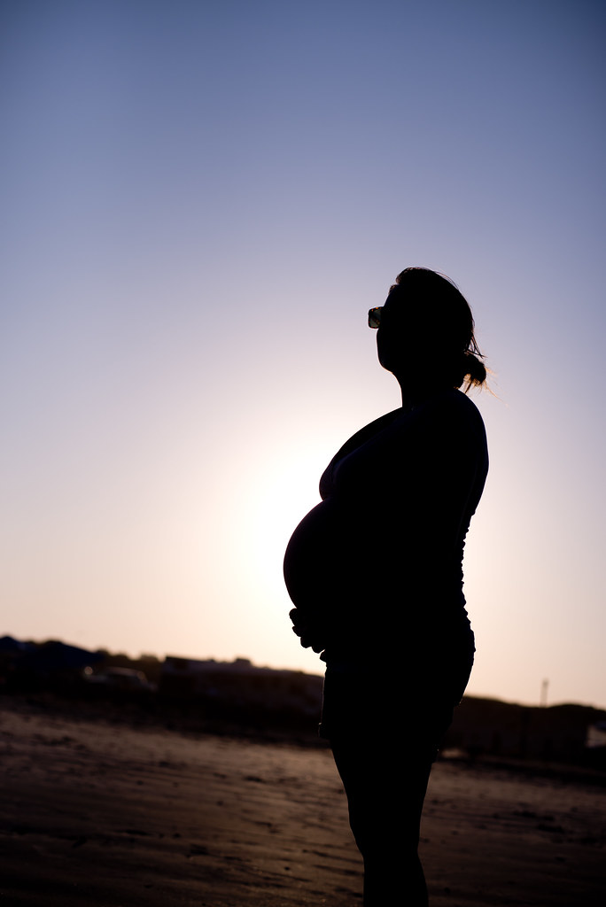 pregnant silhouette