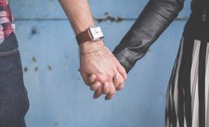 Número 222 no amor: o que a sequência diz sobre sua relação