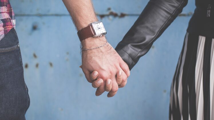 Número 222 no amor: o que a sequência diz sobre sua relação